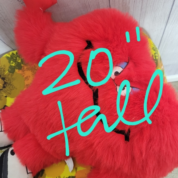 Warner Bros. Toys Vintage Gossamer Bugs Bunny Red Hairy Monster